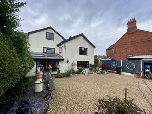 Gravel Parking- click for photo gallery